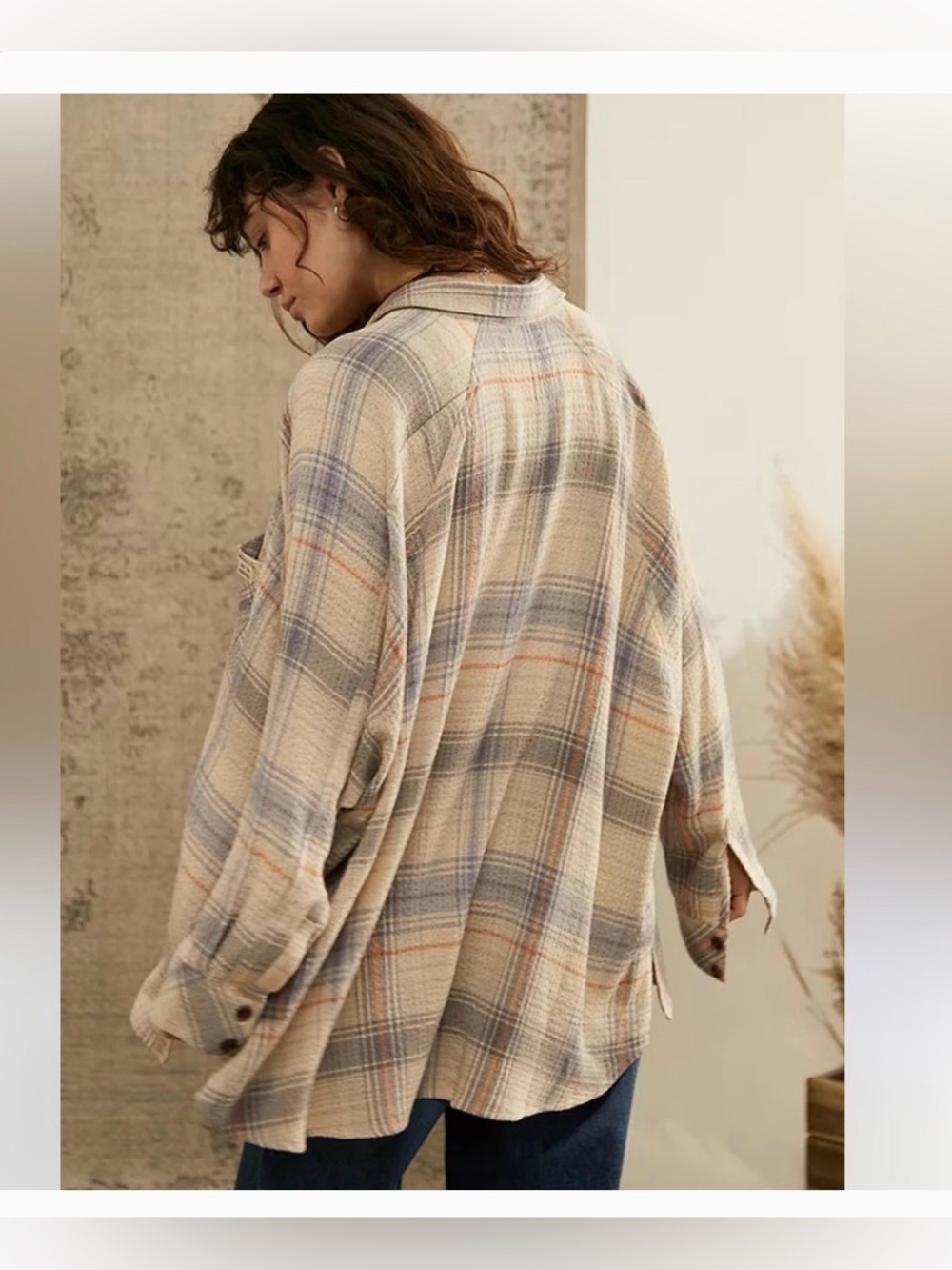 BDG long sleeve oversized plaid tunic top. Beige with pastel plaid. Size medium